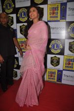 Rani Mukherjee at Lions Gold Awards in Mumbai on 11th Jan 2012 (143).JPG